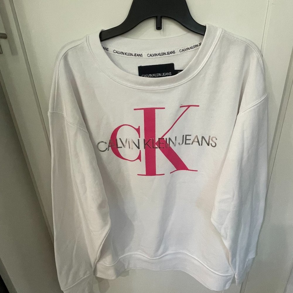 Calvin Klein Jean white summer sweatshirt
